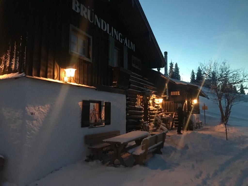 Bruendling-Alm Berggasthof Auf 1167M Auf Dem Hochfelln Bergen  Zewnętrze zdjęcie